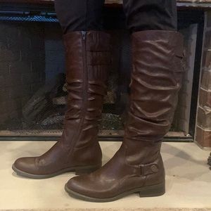 Tall brown boot